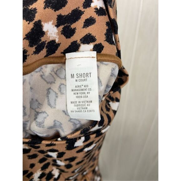 Aerie Leopard Leggings Size Medium Short - Picture 6 of 6